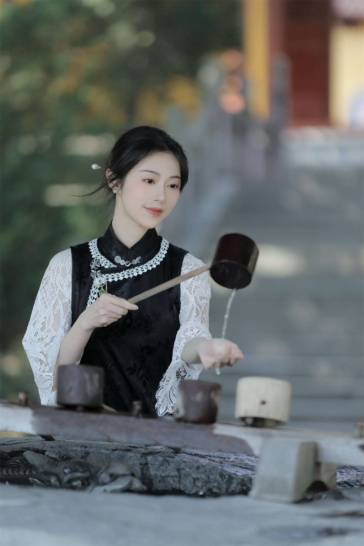 YITUYU艺图语 2023.03.25 玉兰花 粉面姑娘-日更街拍