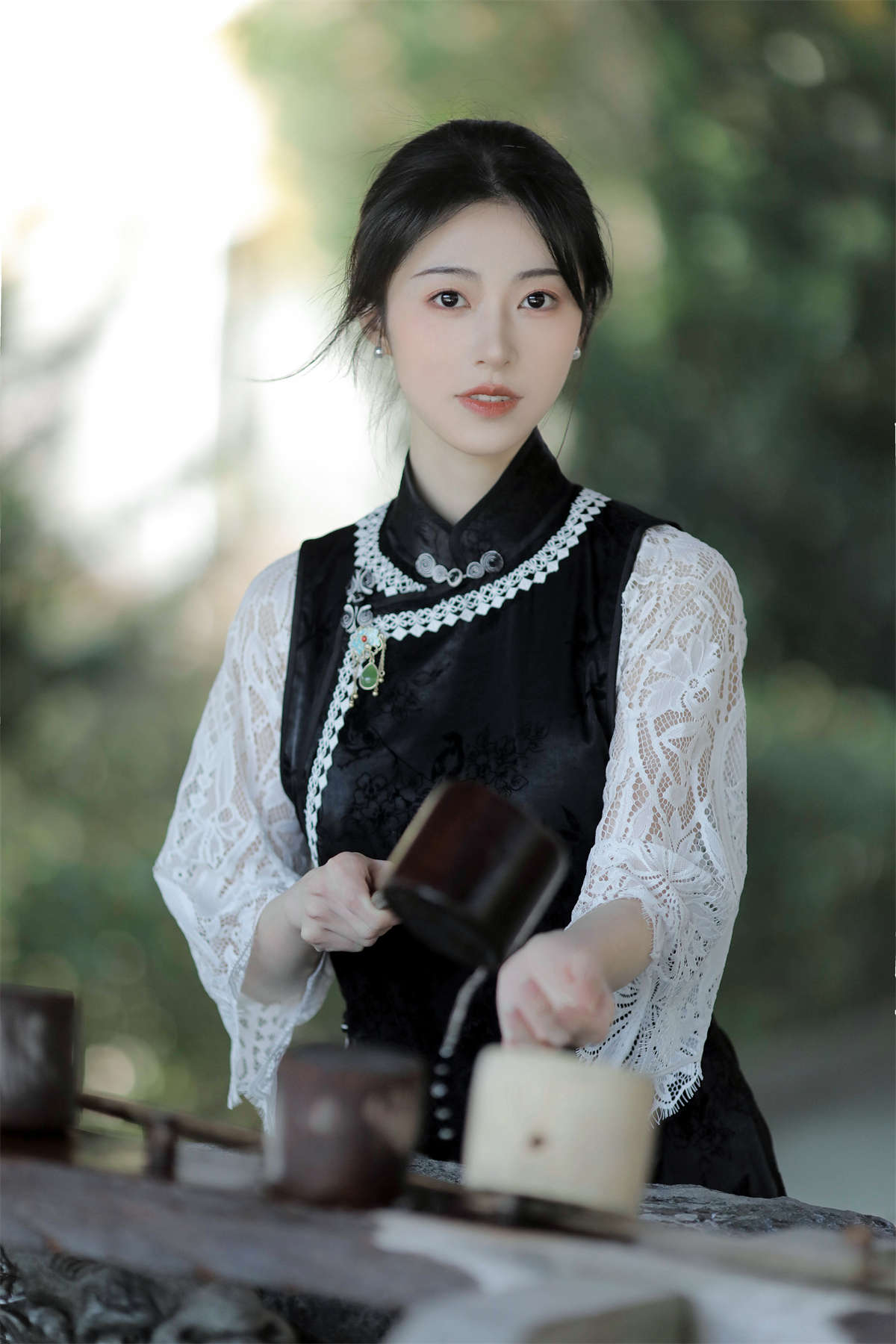 YITUYU艺图语 2023.03.25 玉兰花 粉面姑娘插图1