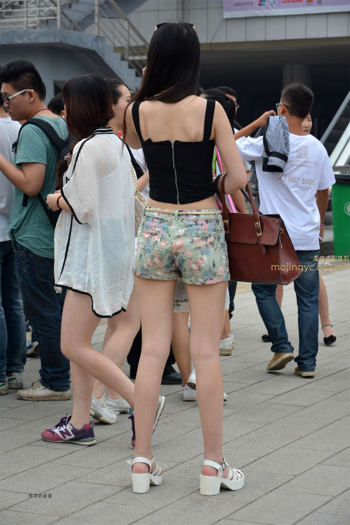 【放羊的星星】-热裤，裸腿【16P】-日更街拍