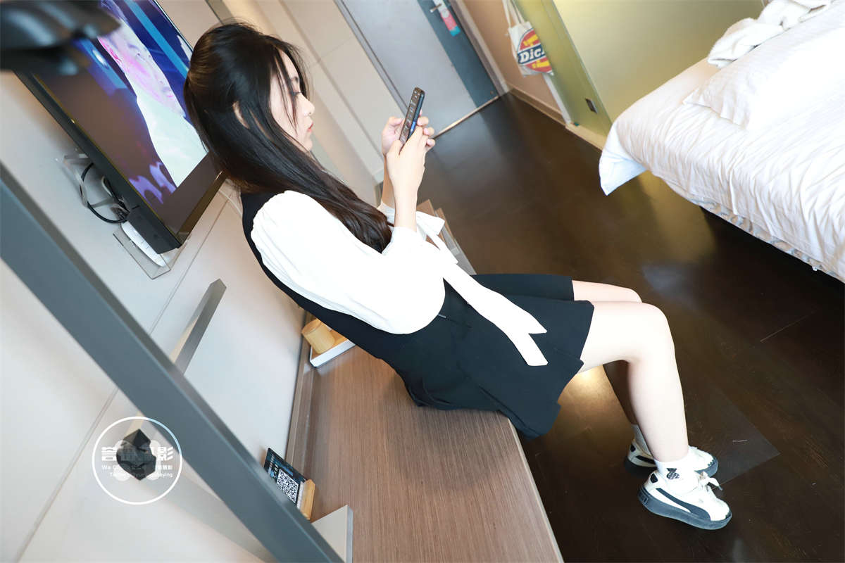 誉铭传媒 2021微信客户群第11套作品-日更街拍