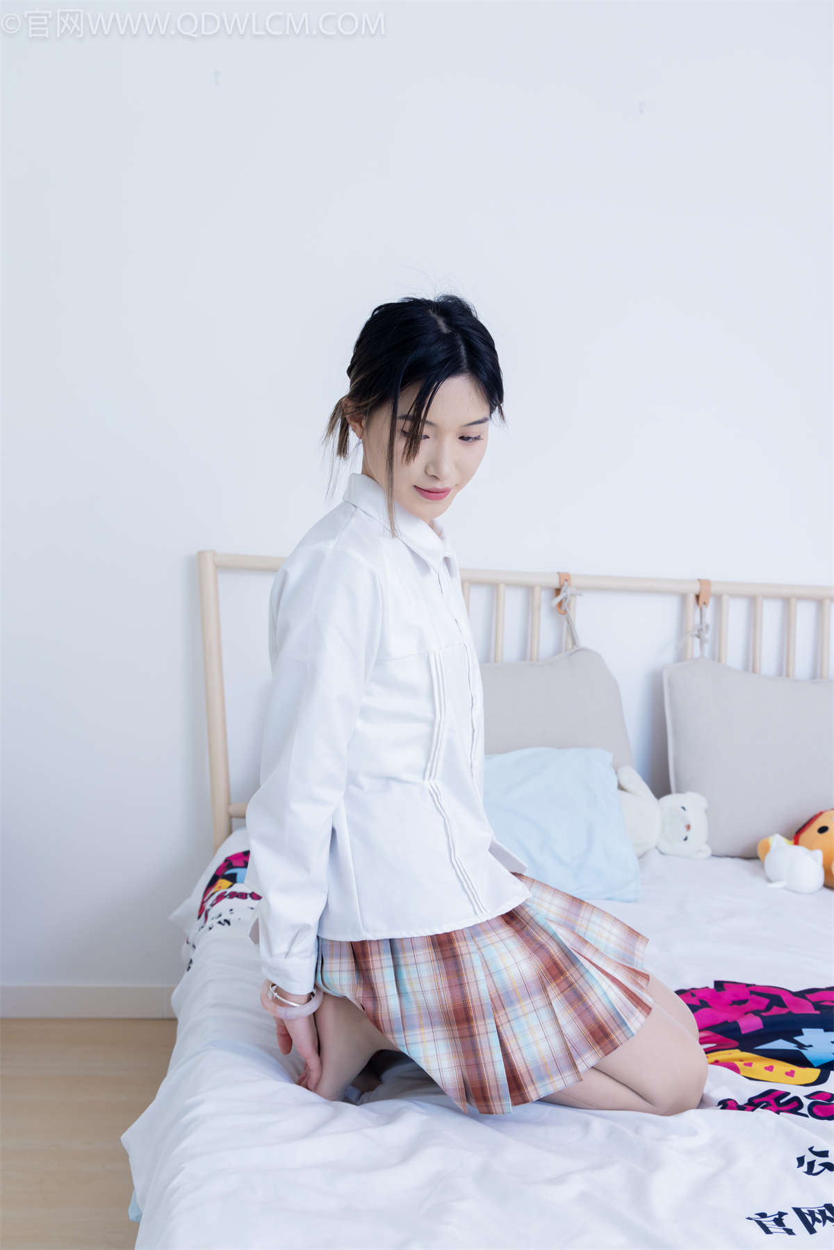 物恋传媒 NO.1934 茹茹-山茶花-日更街拍