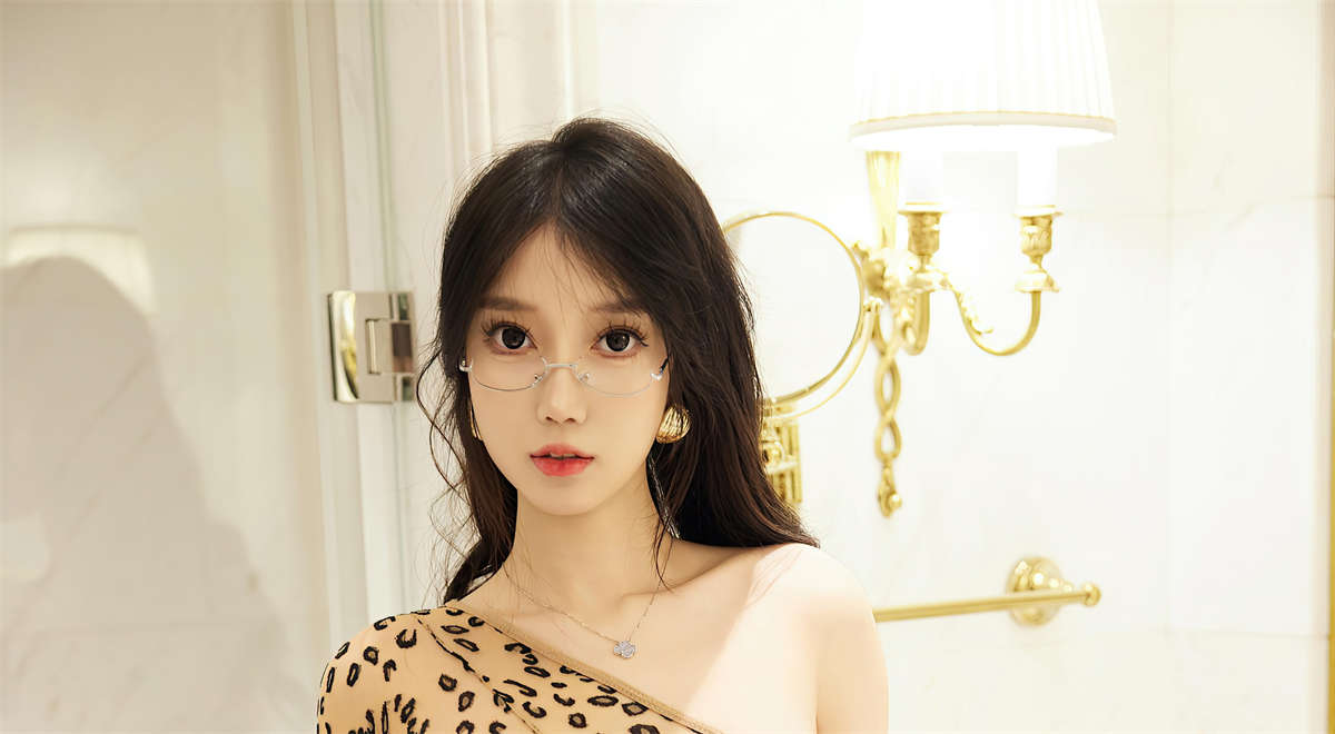 图片[2]-Xiuren秀人网 2025.03.03 NO.9958 玥儿玥er-日更街拍