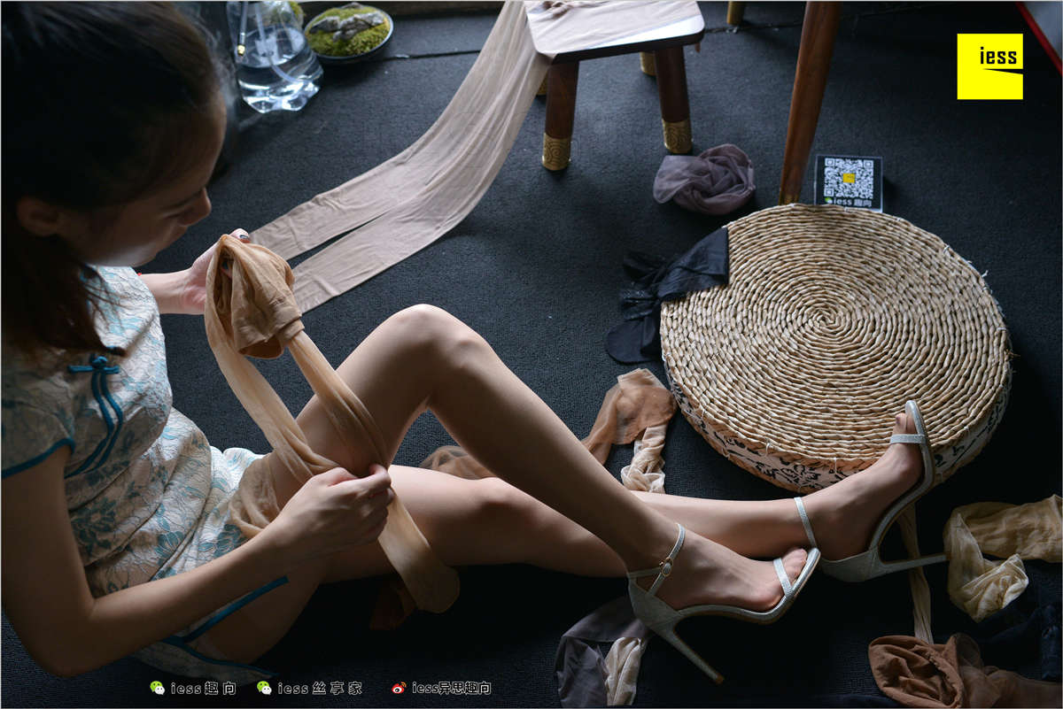 IESS异思趣向 丝足便当243期：小六玩丝① 小六-日更街拍