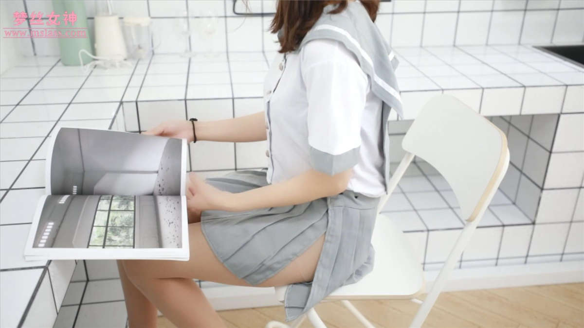 2019.05.28 玥玥 白色丝袜空间-日更街拍