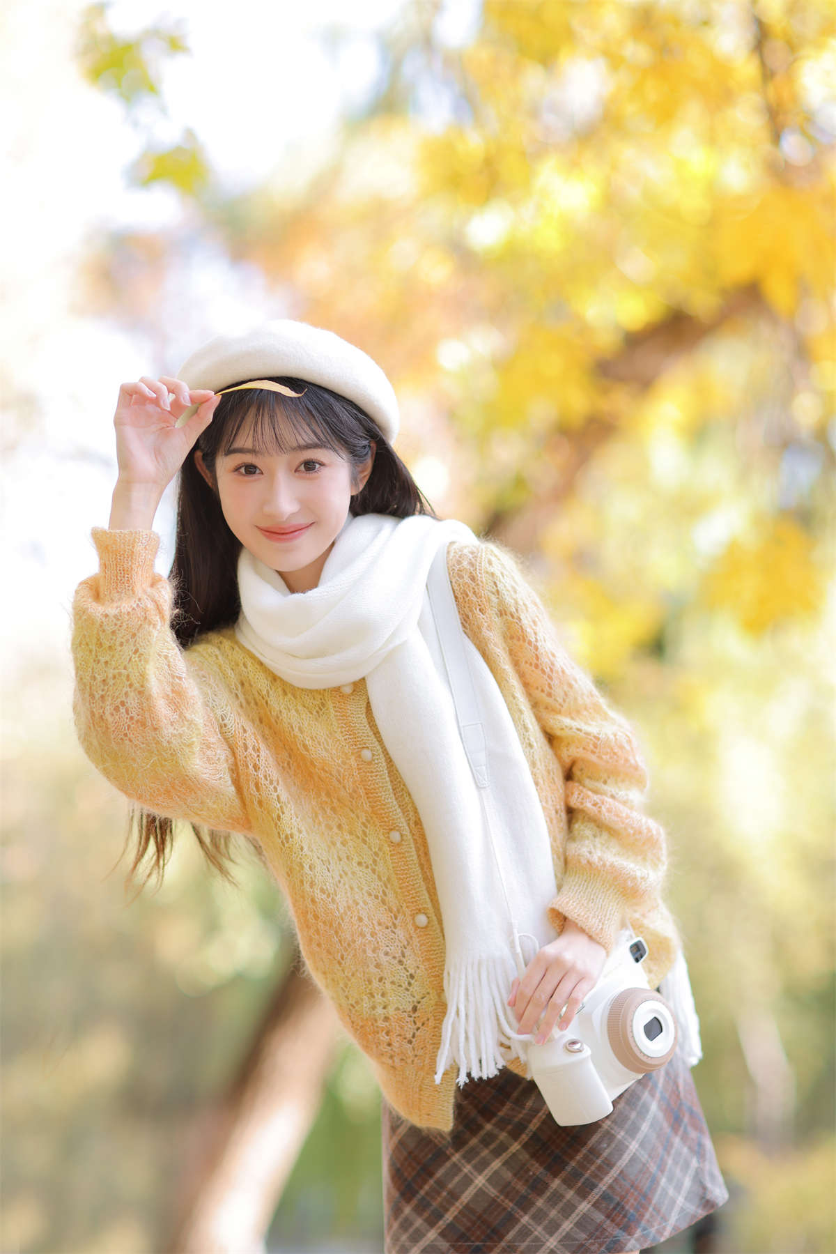 YITUYU艺图语 2023.12.15 请允许我成为你的秋天 苗可青插图1