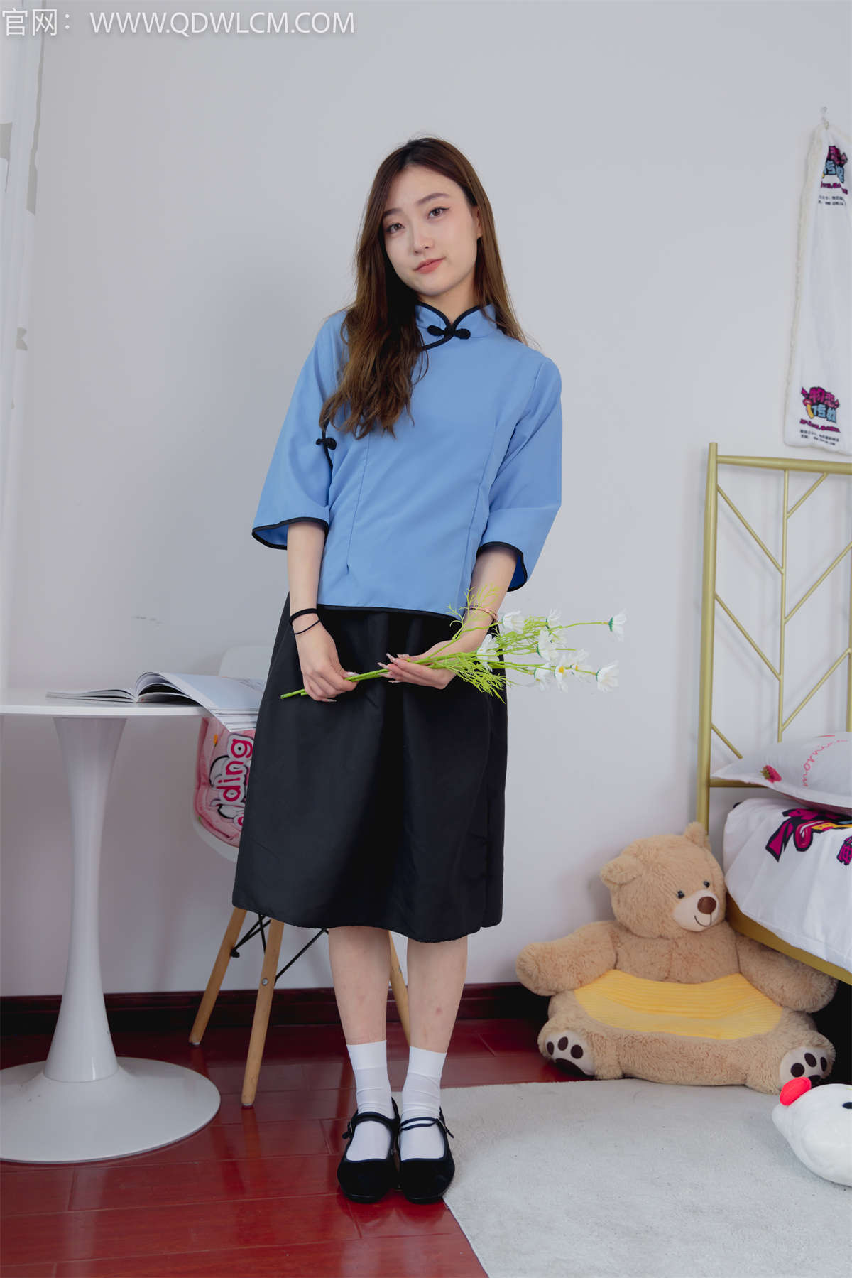 物恋传媒 NO.1386 芒芒-梦醒时分-日更街拍