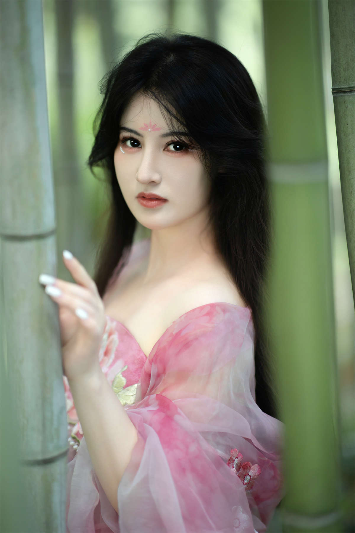 YITUYU艺图语 2024.11.09 溪之魅 诗诗kiki插图1