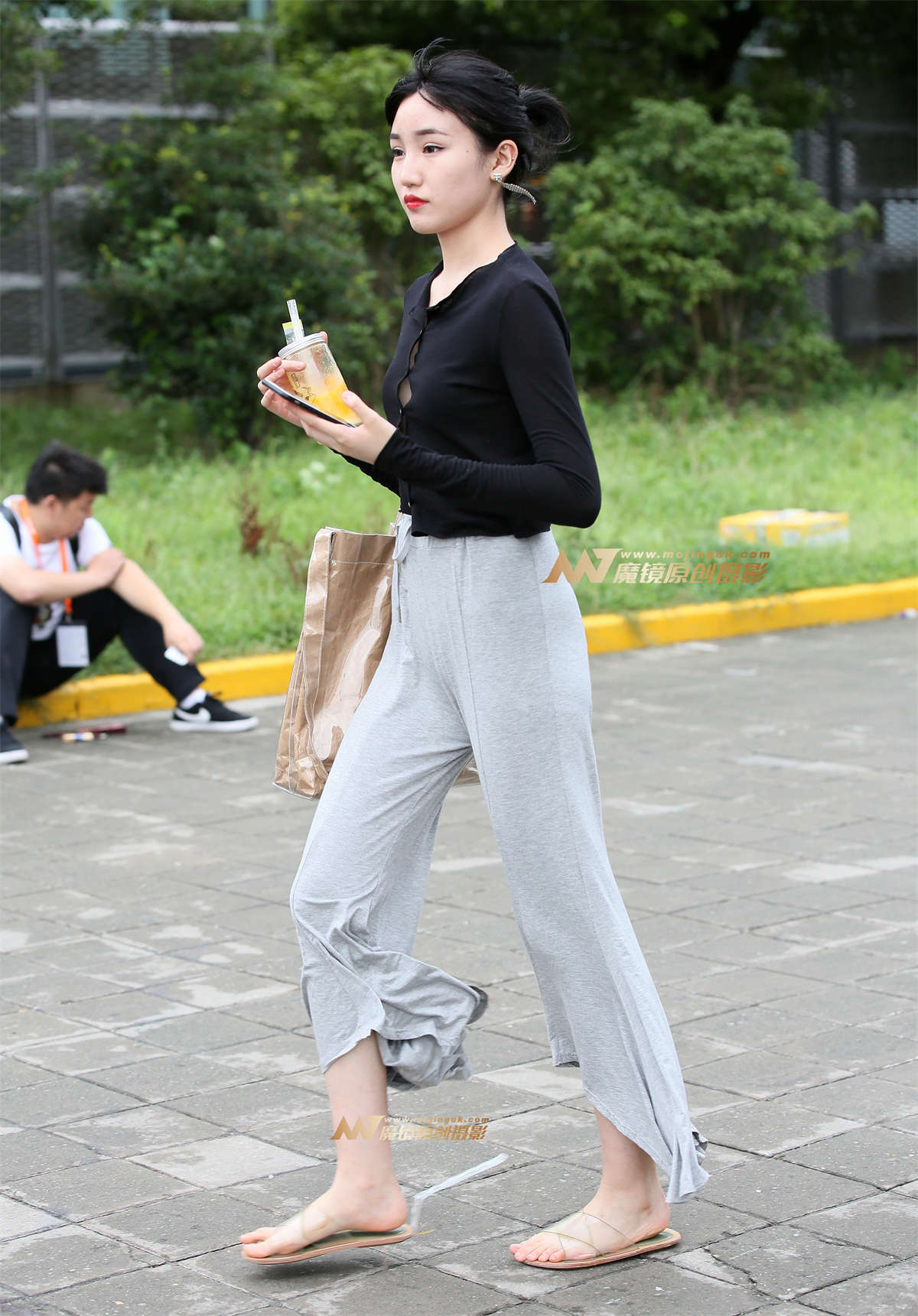 图片[2]-风吹啊吹-日更街拍