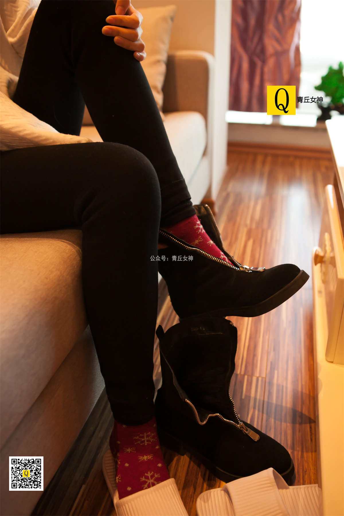 青丘女神 NO.075 2017.12.24 秋秋 居家棉袜过圣诞-日更街拍