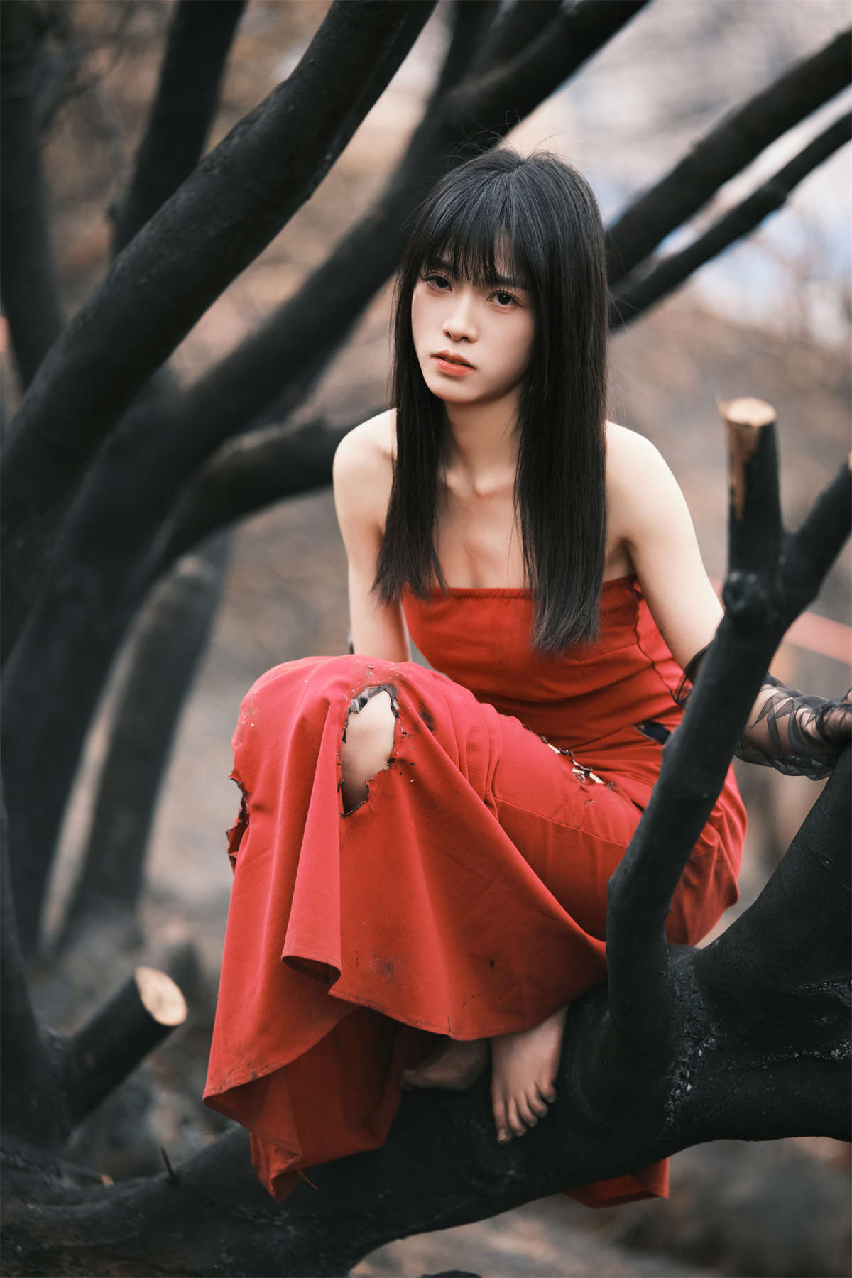 YITUYU艺图语 2024.04.22 山火余烬 小松麻奈-日更街拍