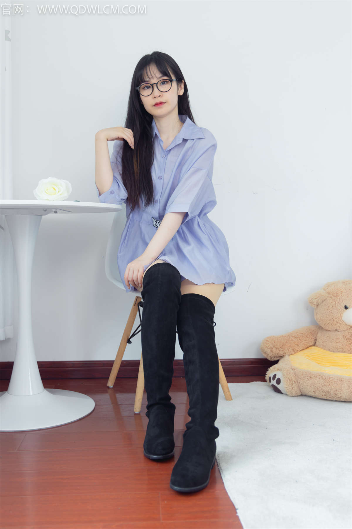 物恋传媒 NO.1372 兮兮-皎洁的月光-日更街拍