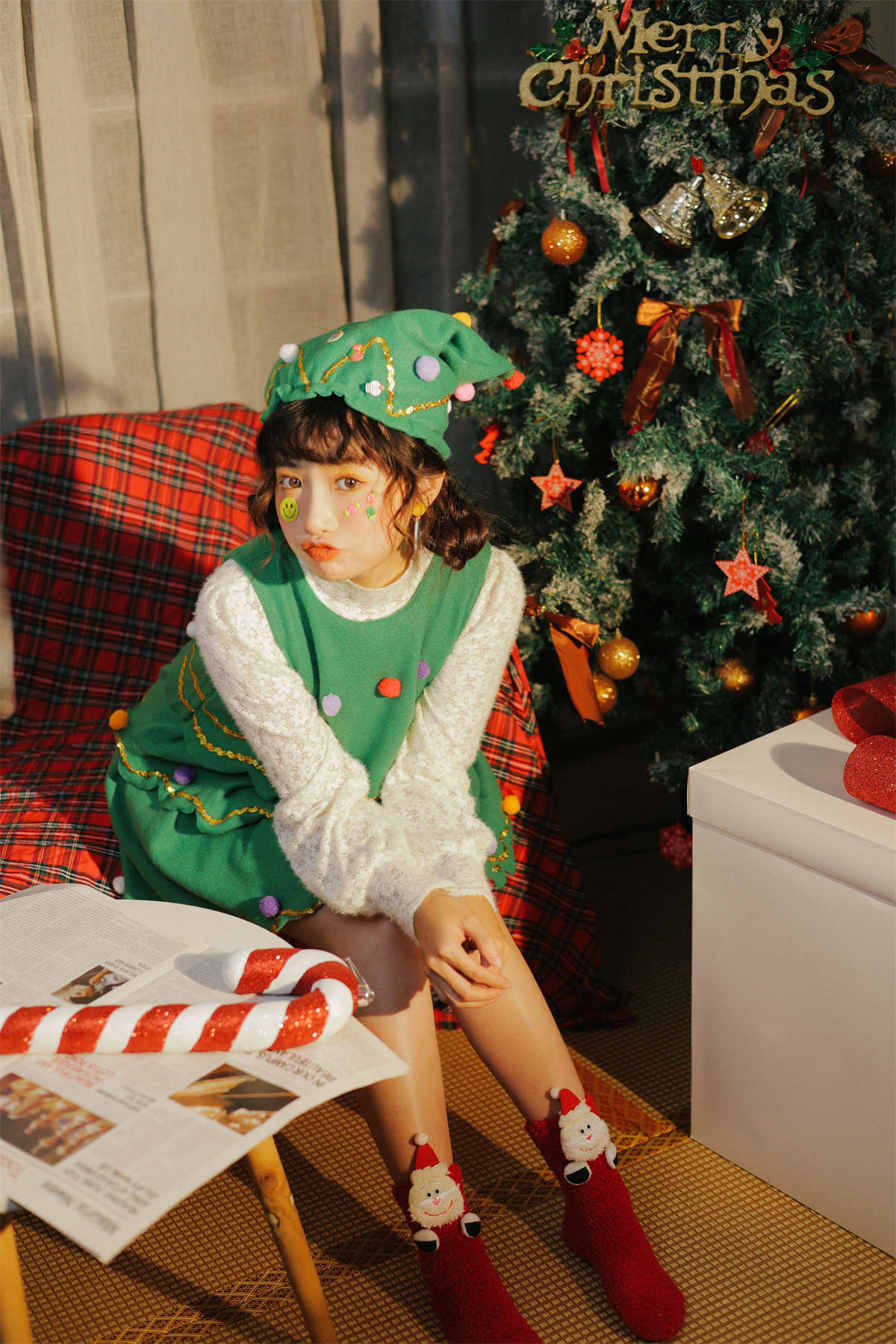 YITUYU艺图语 2022.12.27 行走的圣诞树 蓝胖子-插图1