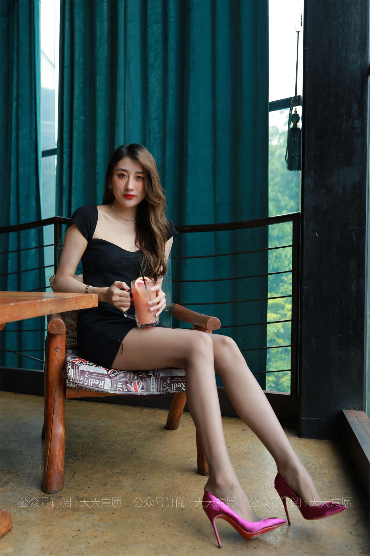 图片[2]-IESS异思趣向 丝享家815期：夏夏 灰丝长腿一米二-日更街拍