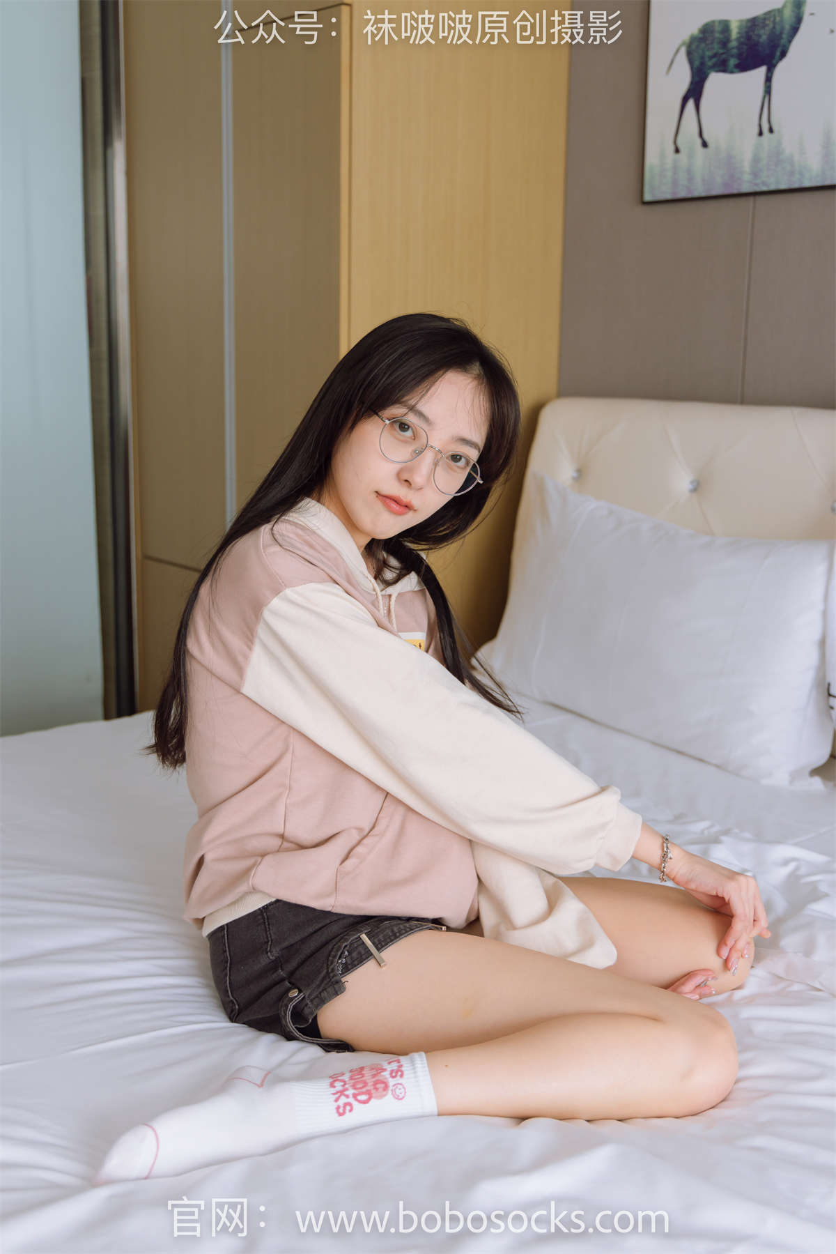 袜啵啵 No.143 稚予-匡威板鞋、vans帆布鞋、两双白棉袜 花絮版插图1