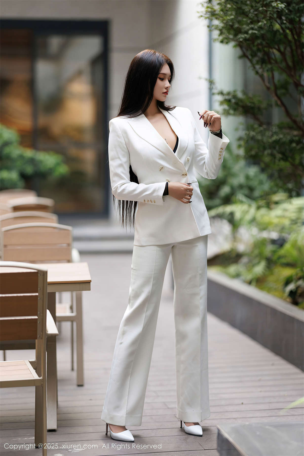 图片[2]-Xiuren秀人网 2025.01.14 NO.9755 娜比-日更街拍