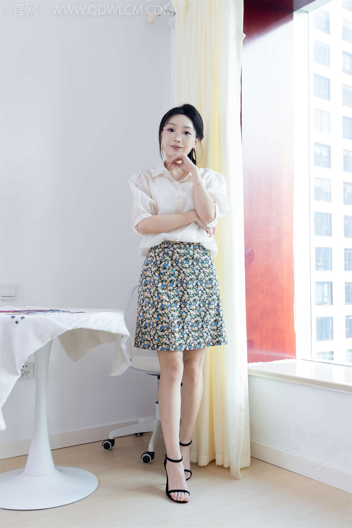 物恋传媒 NO.2195 嘟嘟-晨光熹微-日更街拍