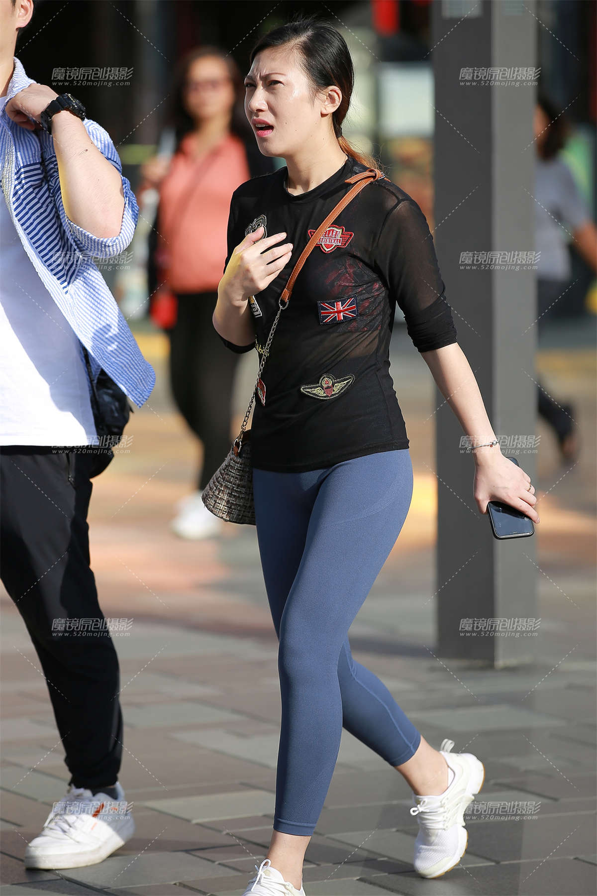 【玻璃赛帖】蓝色瑜伽裤__-日更街拍