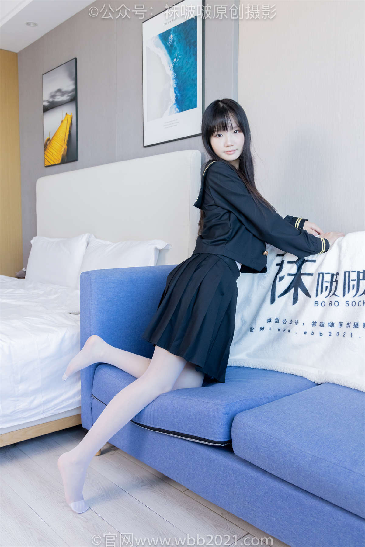 袜啵啵 No.450 甜甜圈-皮鞋、白丝（脚尖加固款）、裸足、裸足印泥踩脚印剧情（仅花絮版）超长花絮版-日更街拍