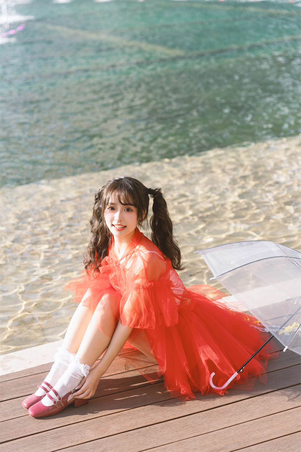 YITUYU艺图语 2024.03.21 red 王可爱偶尔不可爱插图1