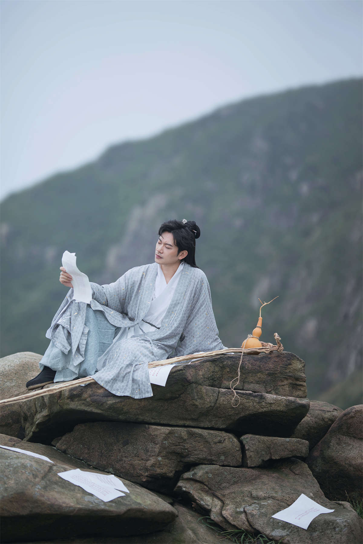 图片[2]-YITUYU艺图语 2021.09.16 有所思 五色石南叶-日更街拍