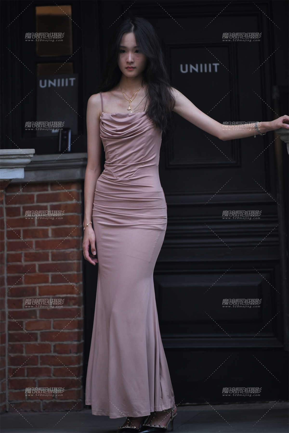 街边的紧身裹裙-日更街拍