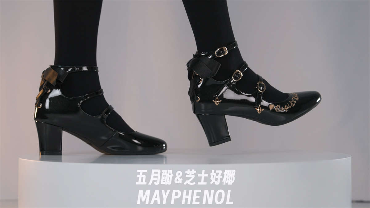 芝士好椰 简直是难以抗拒的奢华光泽-日更街拍
