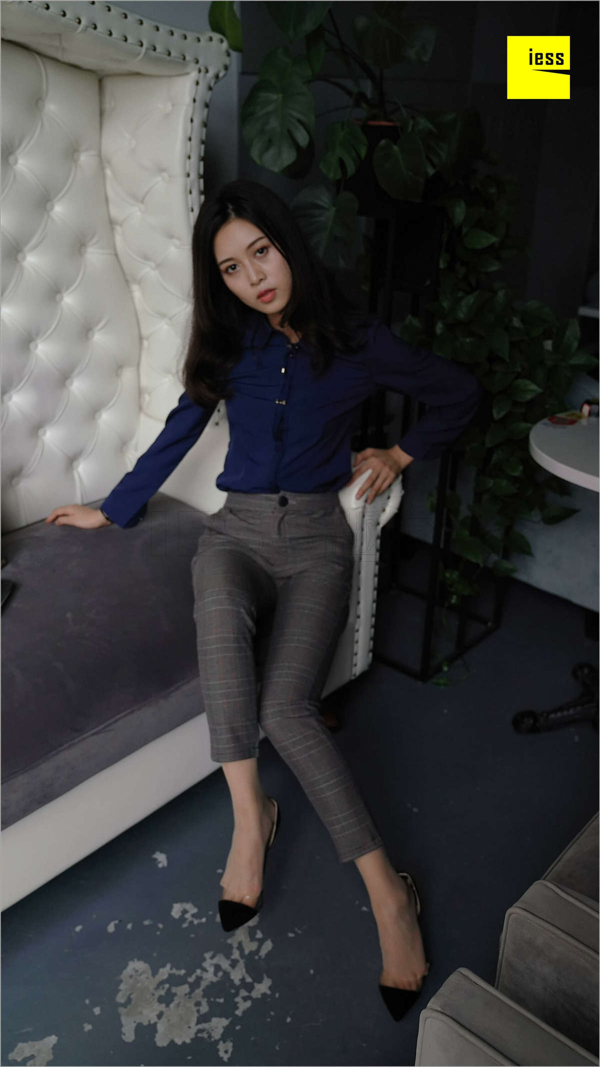 图片[2]-IESS异思趣向 丝足便当261期：穿长裤的邱主管 邱主管-日更街拍