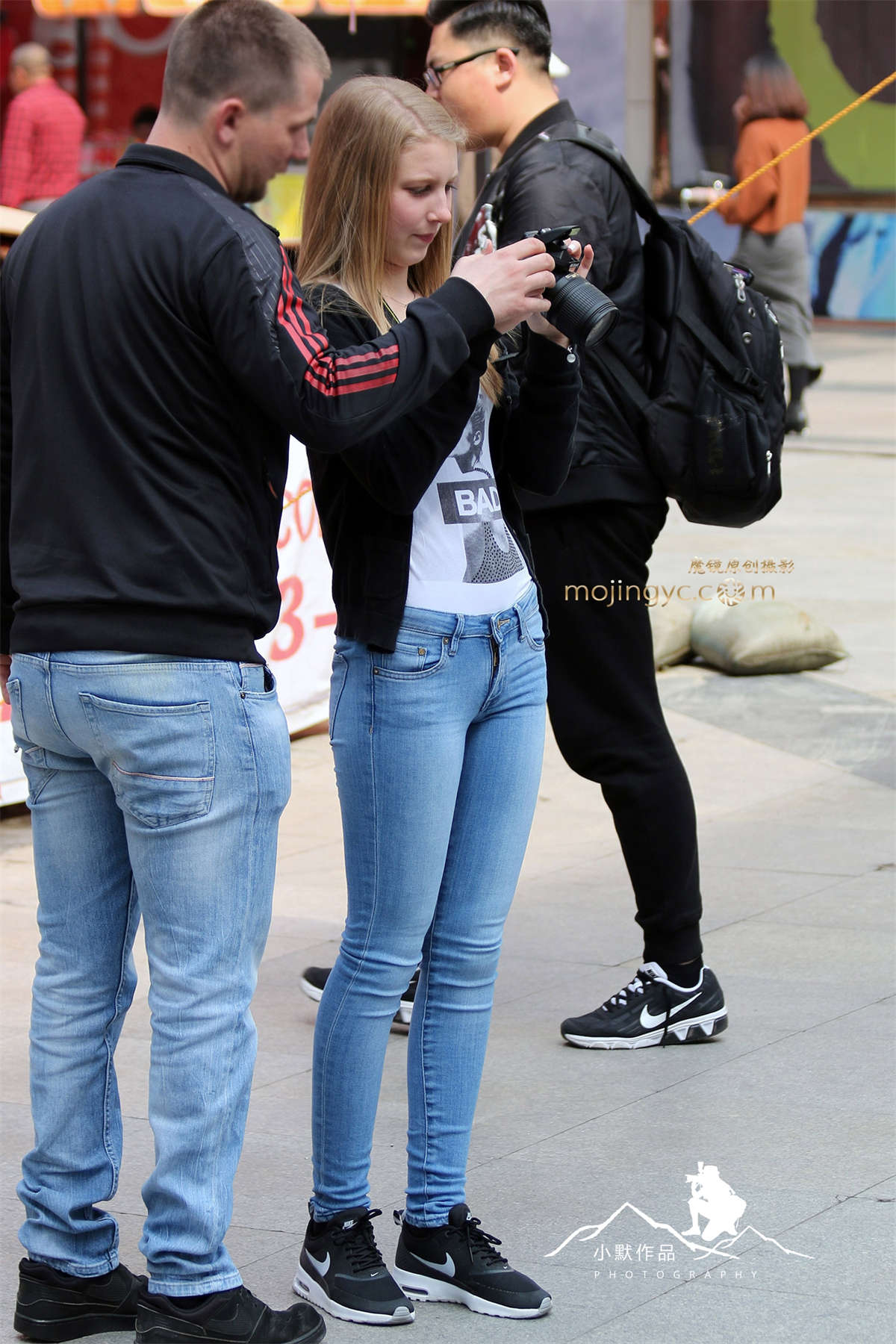 第699篇★浅蓝紧牛陡台阶★-16P-日更街拍