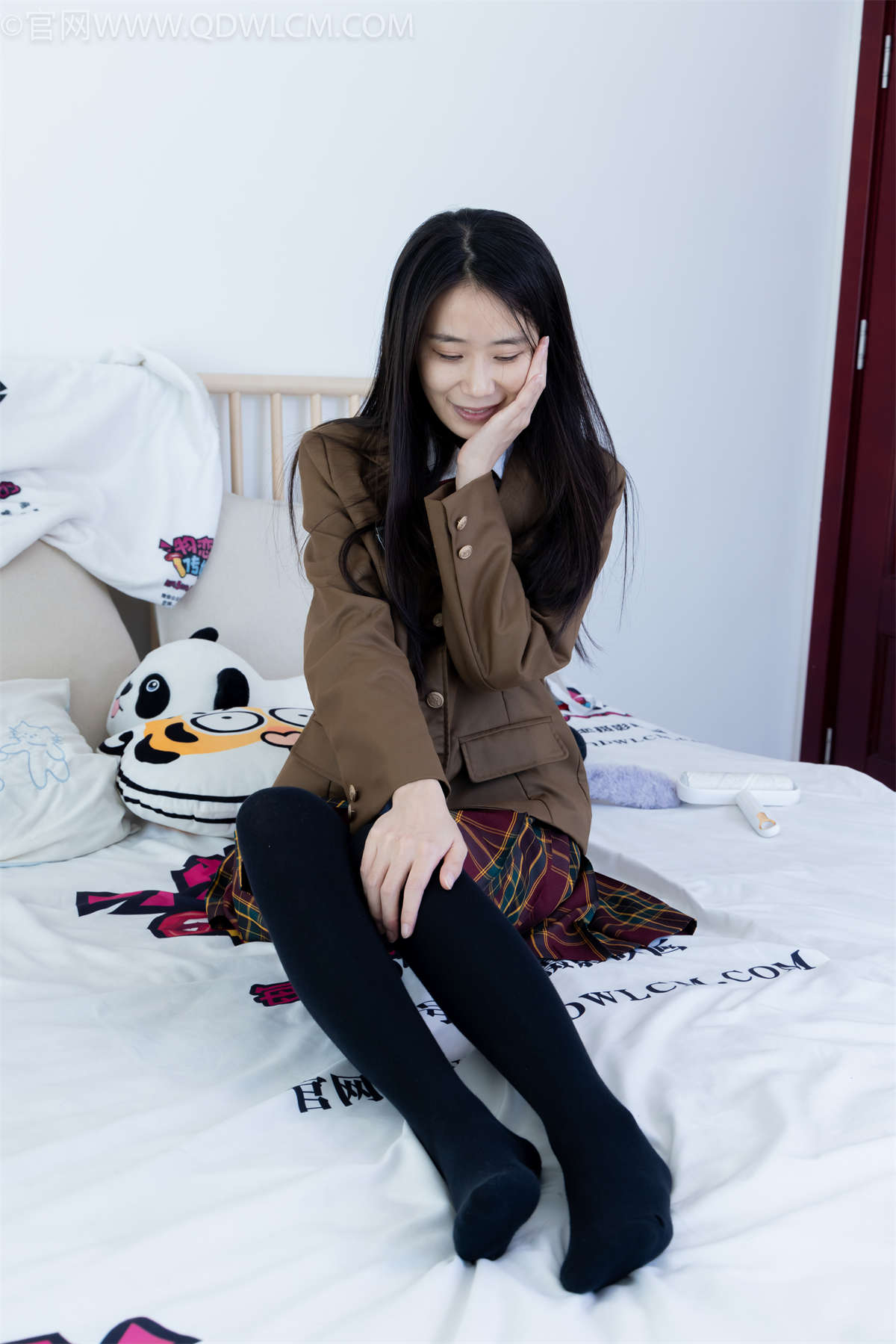 物恋传媒 NO.2188 菜菜-北方的冬天-日更街拍