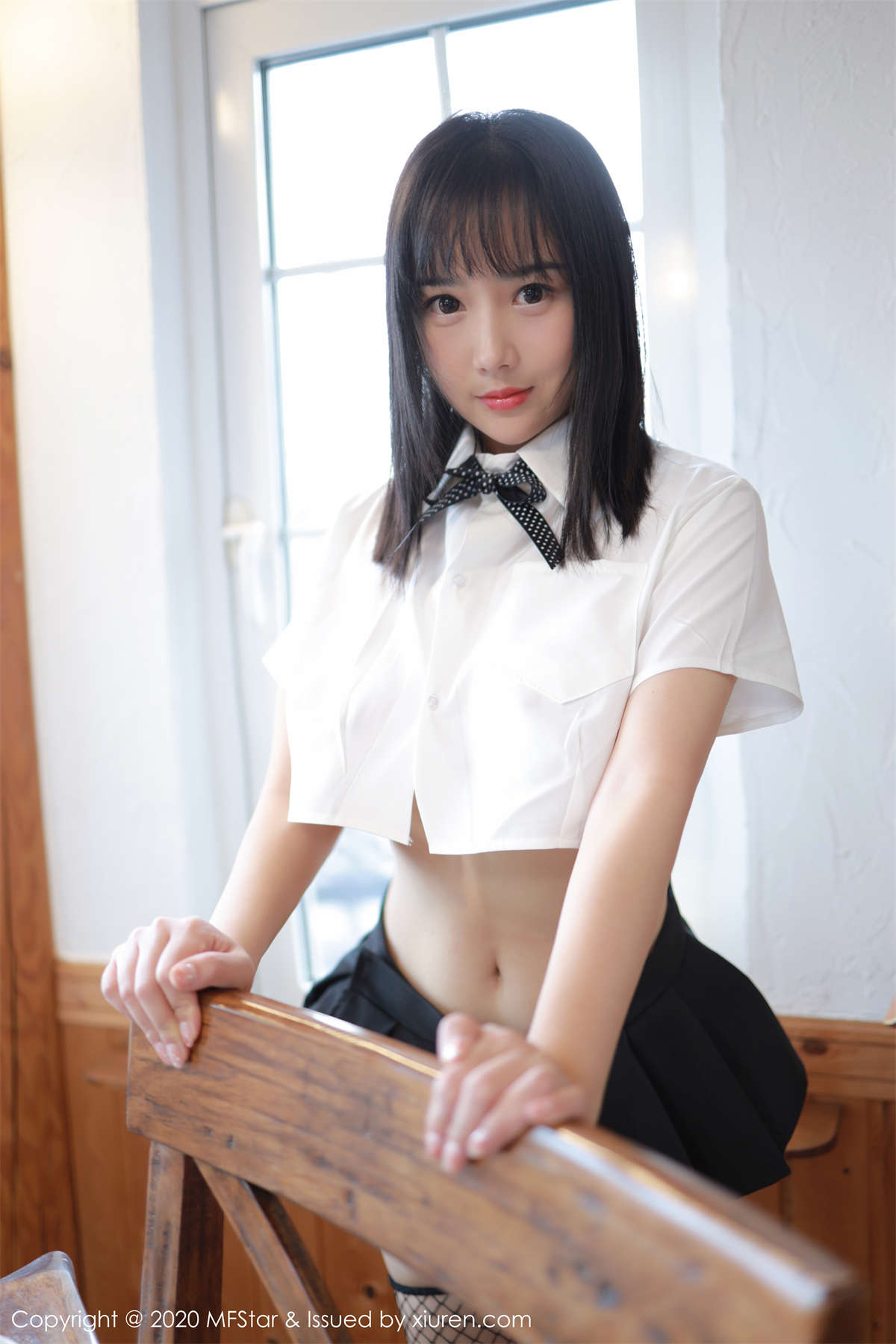 MFStar模范学院 2020.01.13 VOL.255 徐微微mia-日更街拍