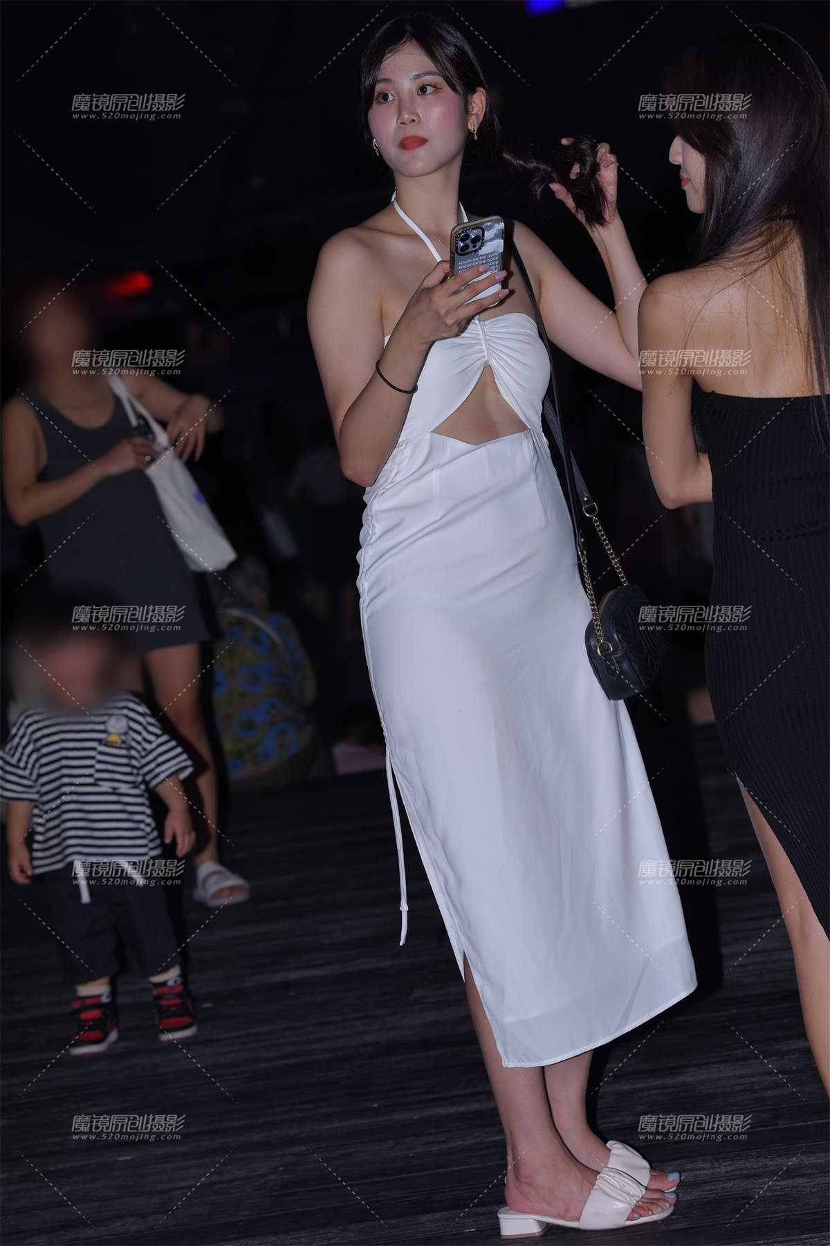 图片[2]-夜拍 白色长裙-日更街拍