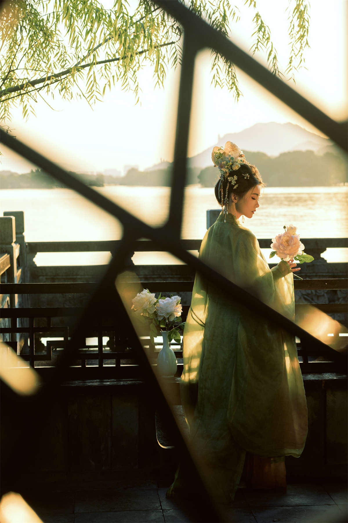 YITUYU艺图语 2025.01.06 芙蓉送秋 我不是肚子-3-插图1