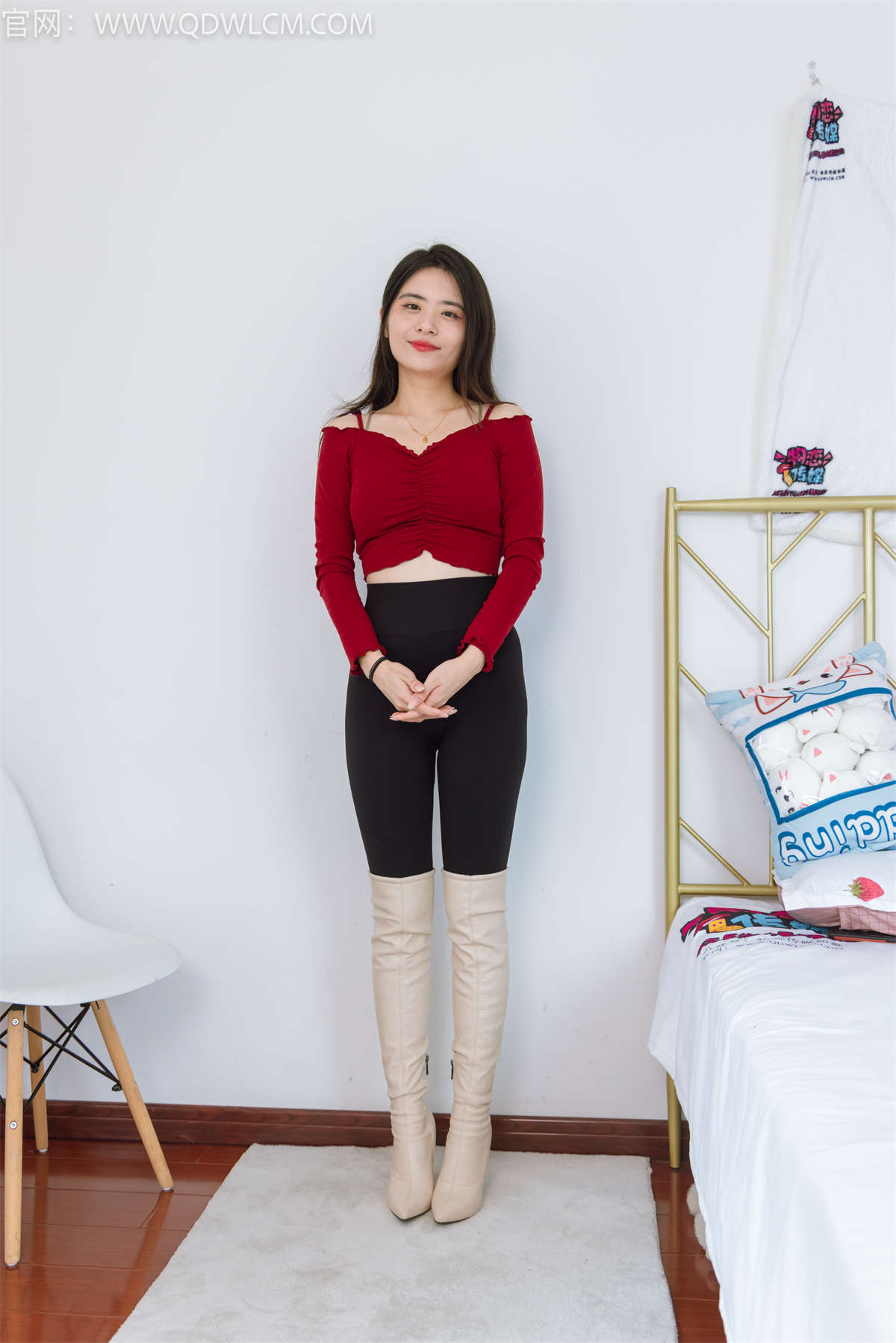 物恋传媒 NO.1265 然然-红色蔷薇-日更街拍