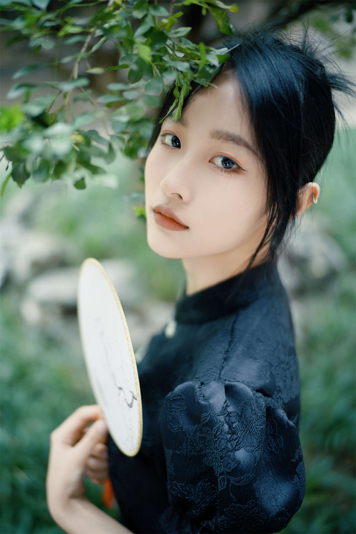 YITUYU艺图语 2025.01.06 娴静犹如花照水 欣欣插图1