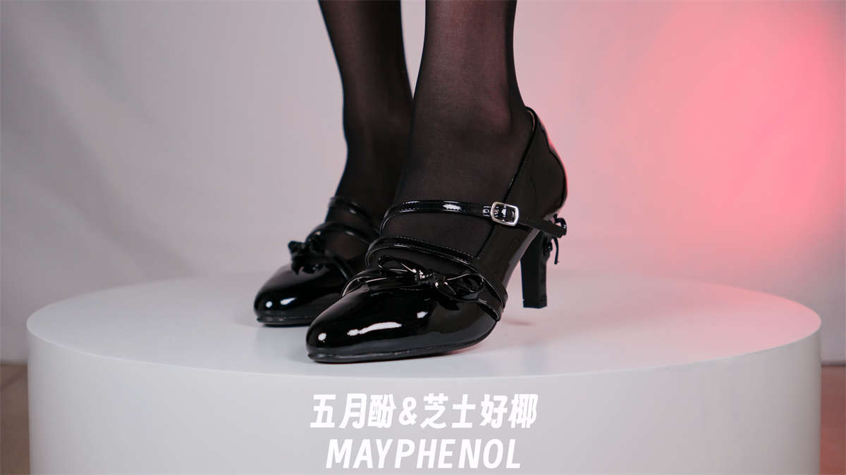 图片[2]-芝士好椰 纯欲黑色 桃小坞花笺黑-日更街拍