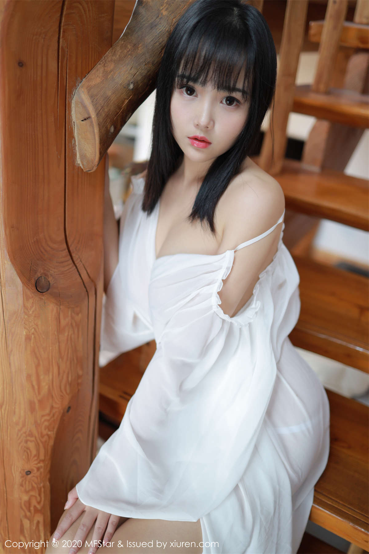 图片[2]-MFStar模范学院 2020.01.19 VOL.260 徐微微mia-日更街拍