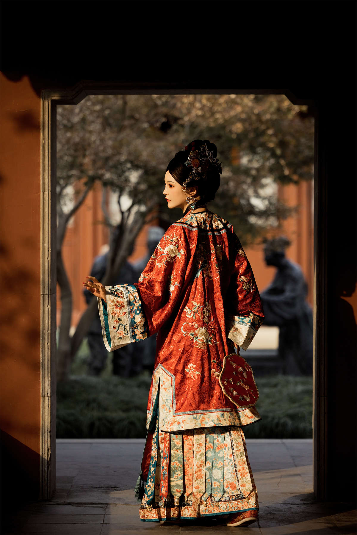 YITUYU艺图语 2024.01.02 秋谒钱王祠 璐璐haley插图1