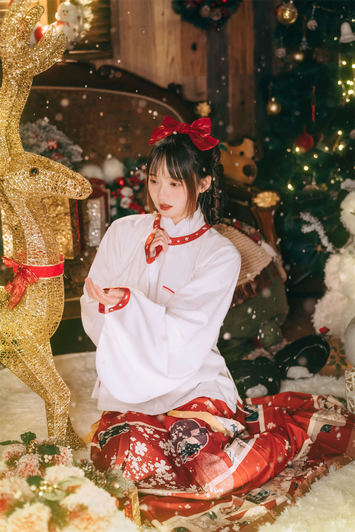 YITUYU艺图语 2022.12.27 汉洋折衷的圣诞 兔子Zzz不吃胡萝卜插图1