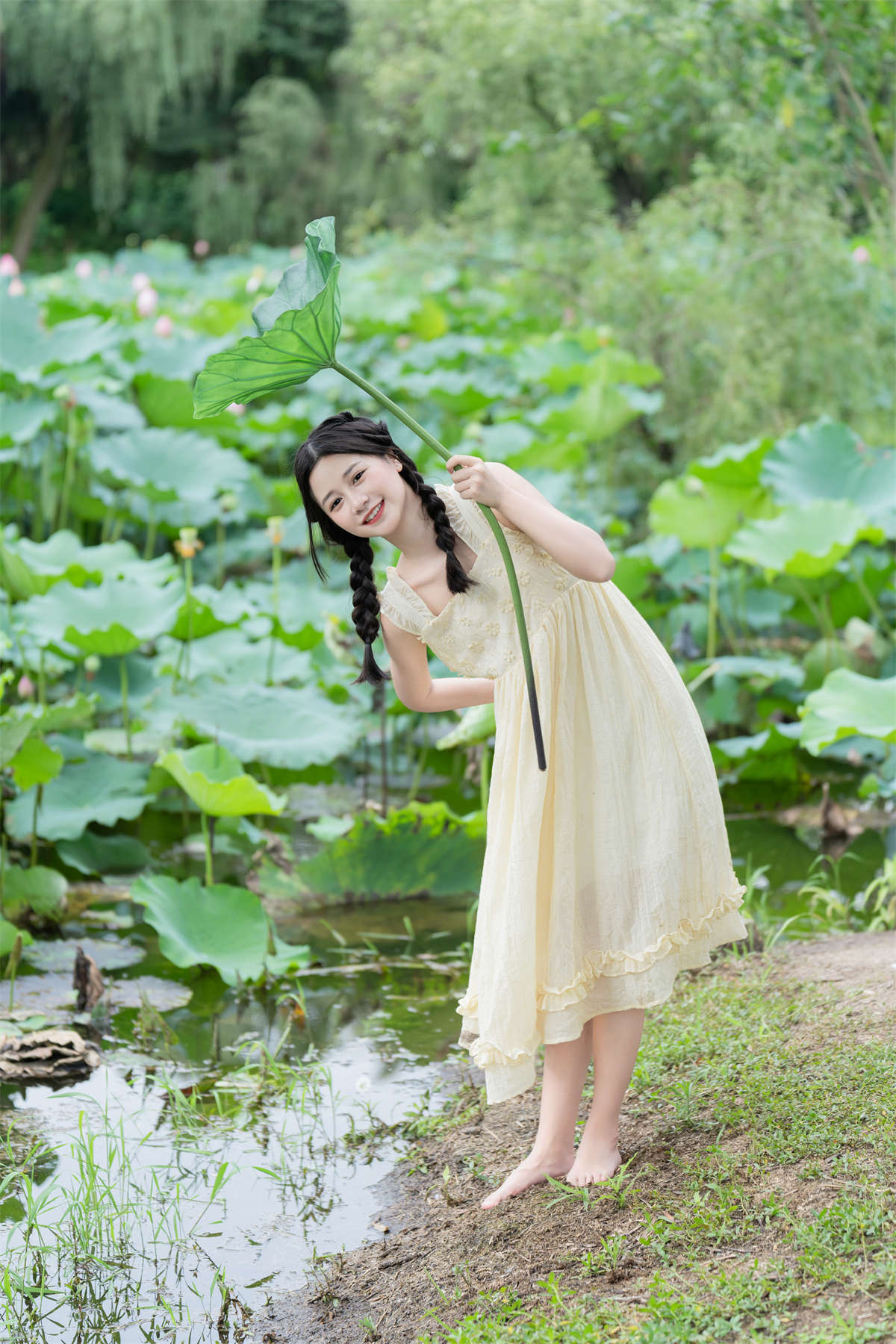 YITUYU艺图语 2024.01.02 炎炎夏日 荷花少女 橙子舒插图1