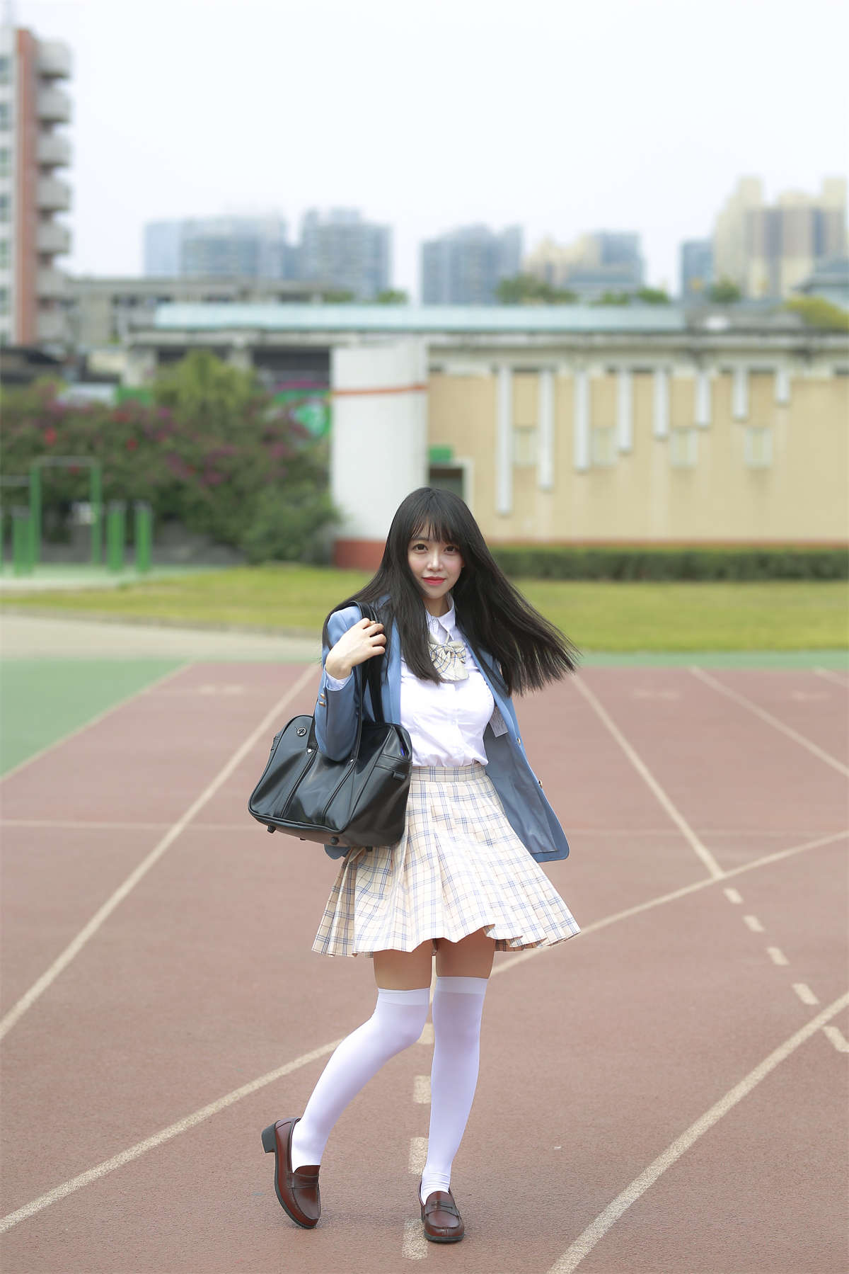 兔玩映画 C15.005 黑修女与白丝JK-日更街拍