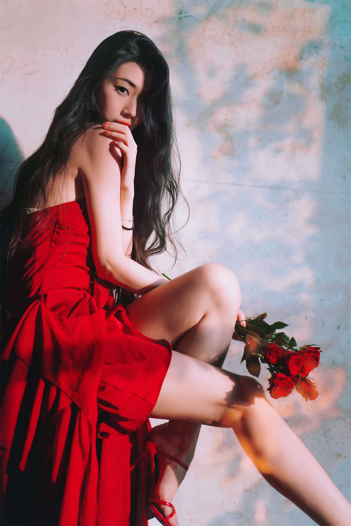 YITUYU艺图语 2025.01.15 魅力火玫瑰，少女璀璨之光 Liya插图1