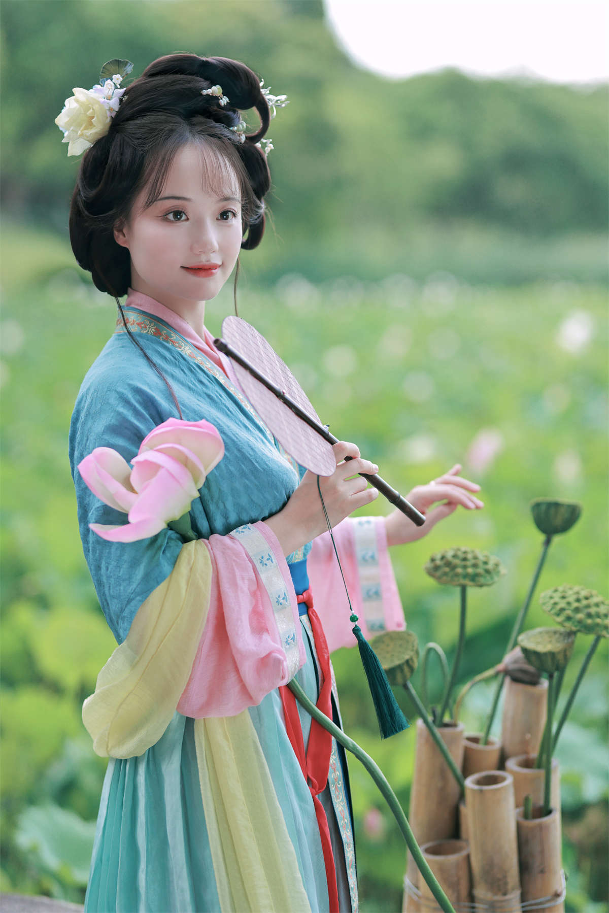 YITUYU艺图语 2024.11.17 误入藕花深处 伊伊插图1