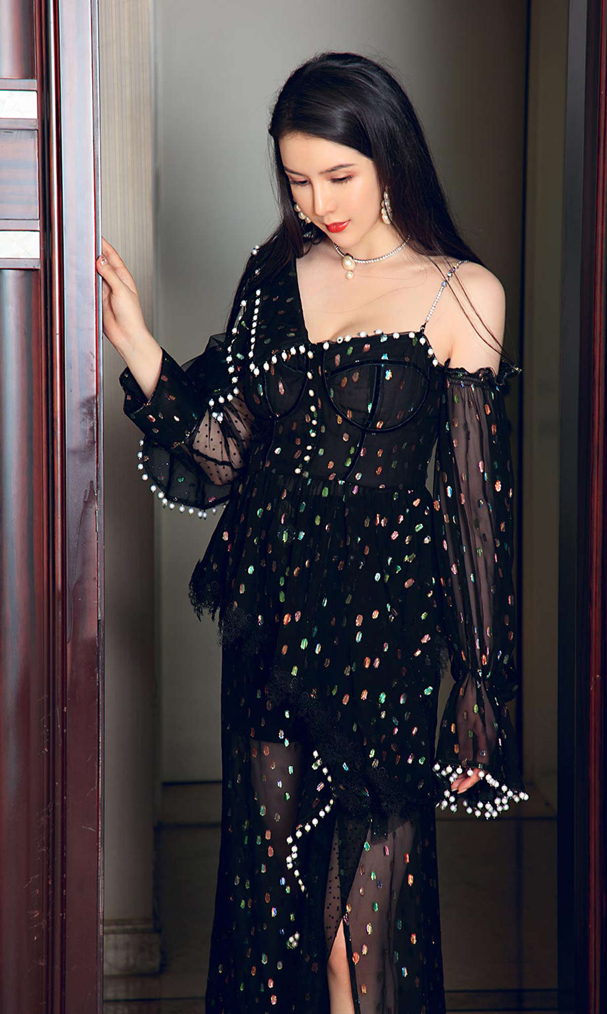 图片[2]-Ugirls爱尤物 NO.1607 李丽莎—低温性感-日更街拍