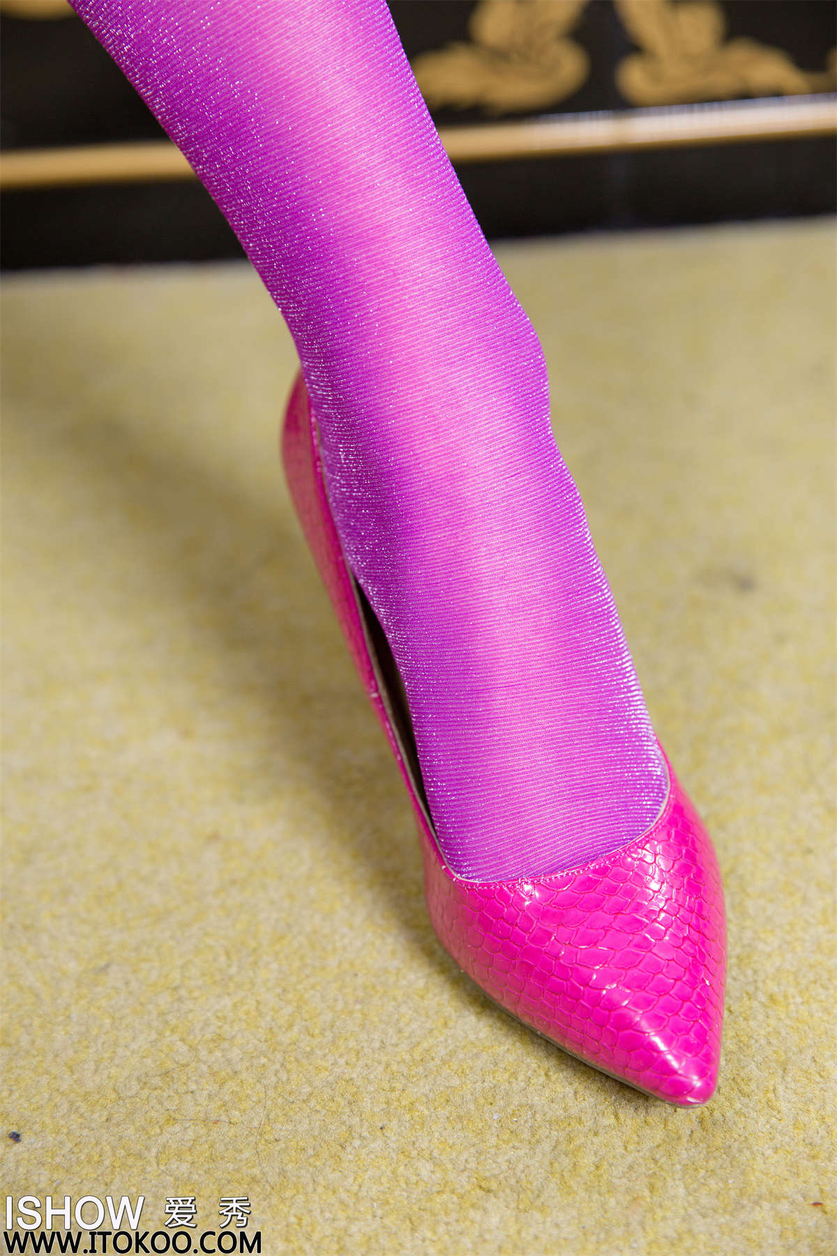 图片[2]-ISHOW爱秀 2022.03.26 NO.306 杨伊伊Eva-日更街拍