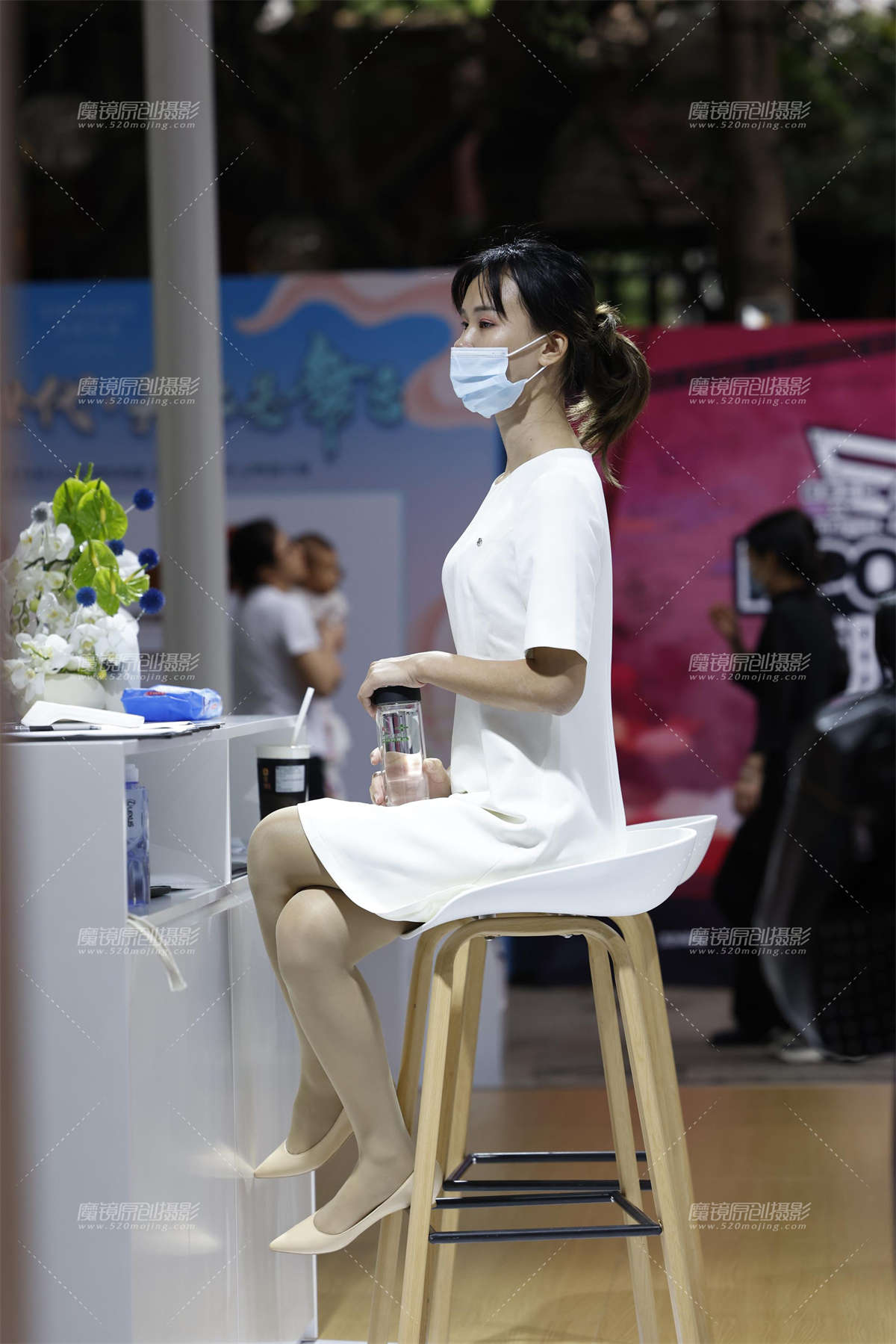 20201020厚肉丝前台礼仪-日更街拍