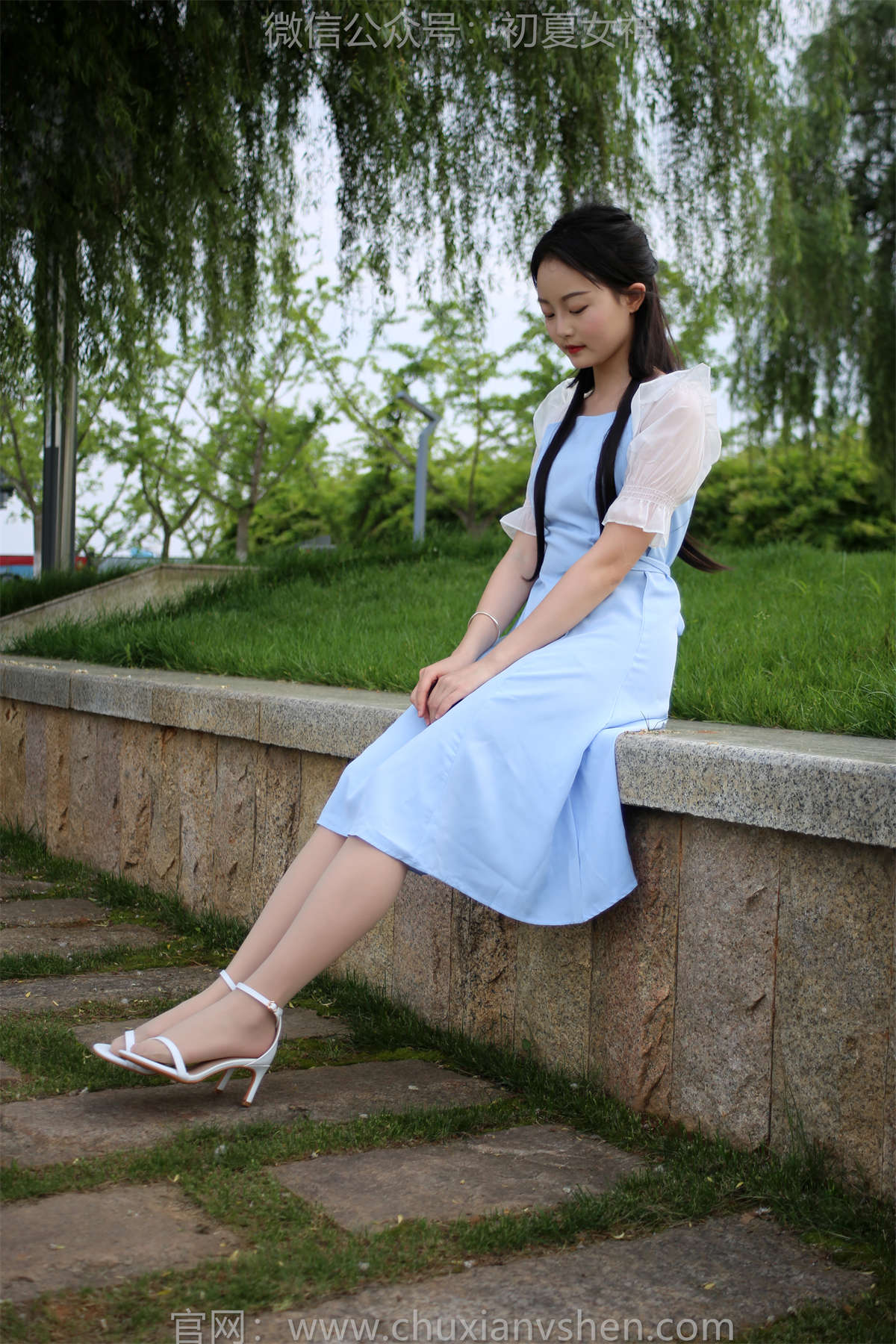 图片[2]-初夏女神 NO.193 双双 绿树成荫-日更街拍