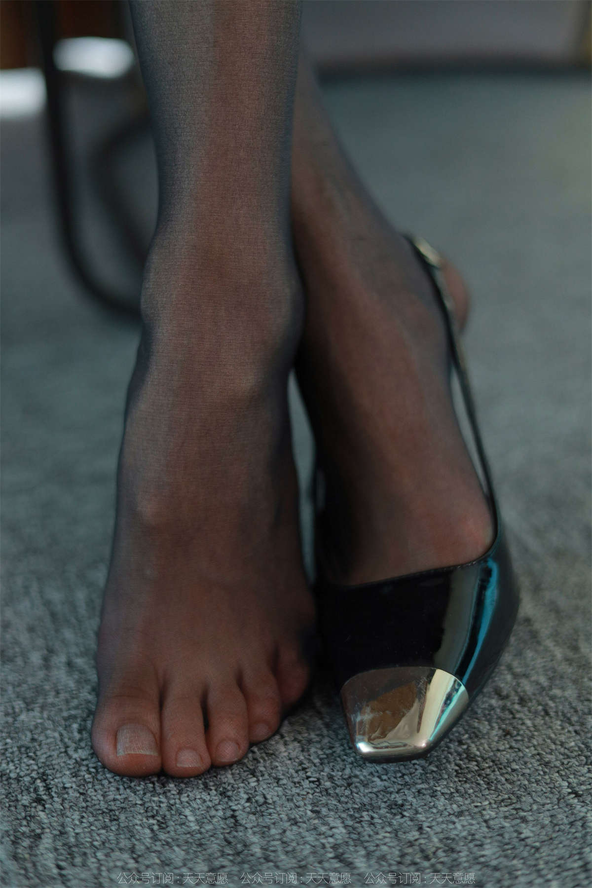 图片[2]-IESS异思趣向 2022.06.19 丝享家1122：小六 冷艳嘿丝-日更街拍