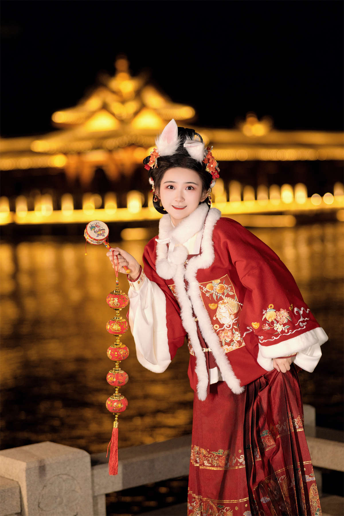 YITUYU艺图语 2024.01.05 新年快乐 一大块蛋糕-日更街拍