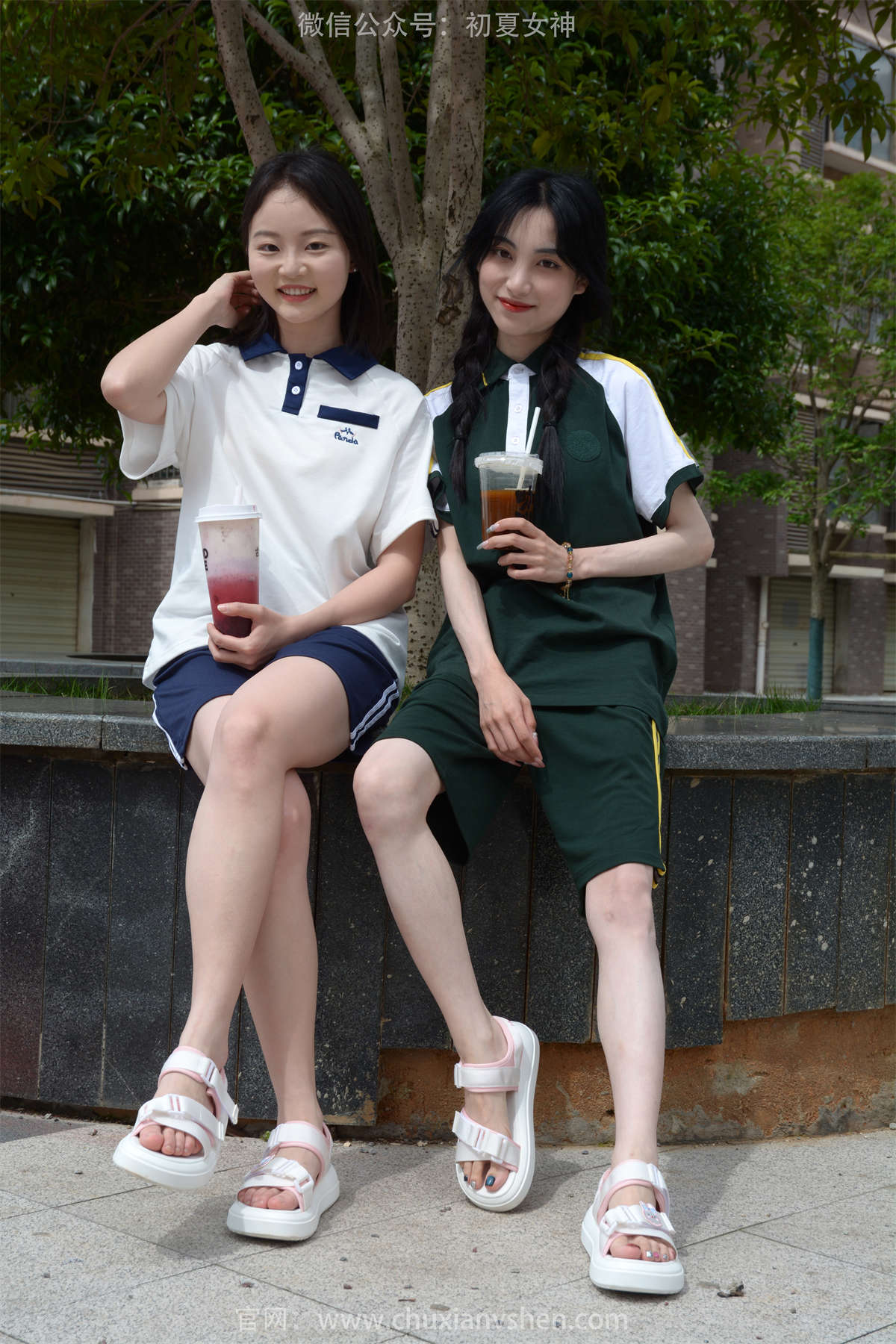 初夏女神 NO.198 柒柒&双双 相见恨晚-日更街拍