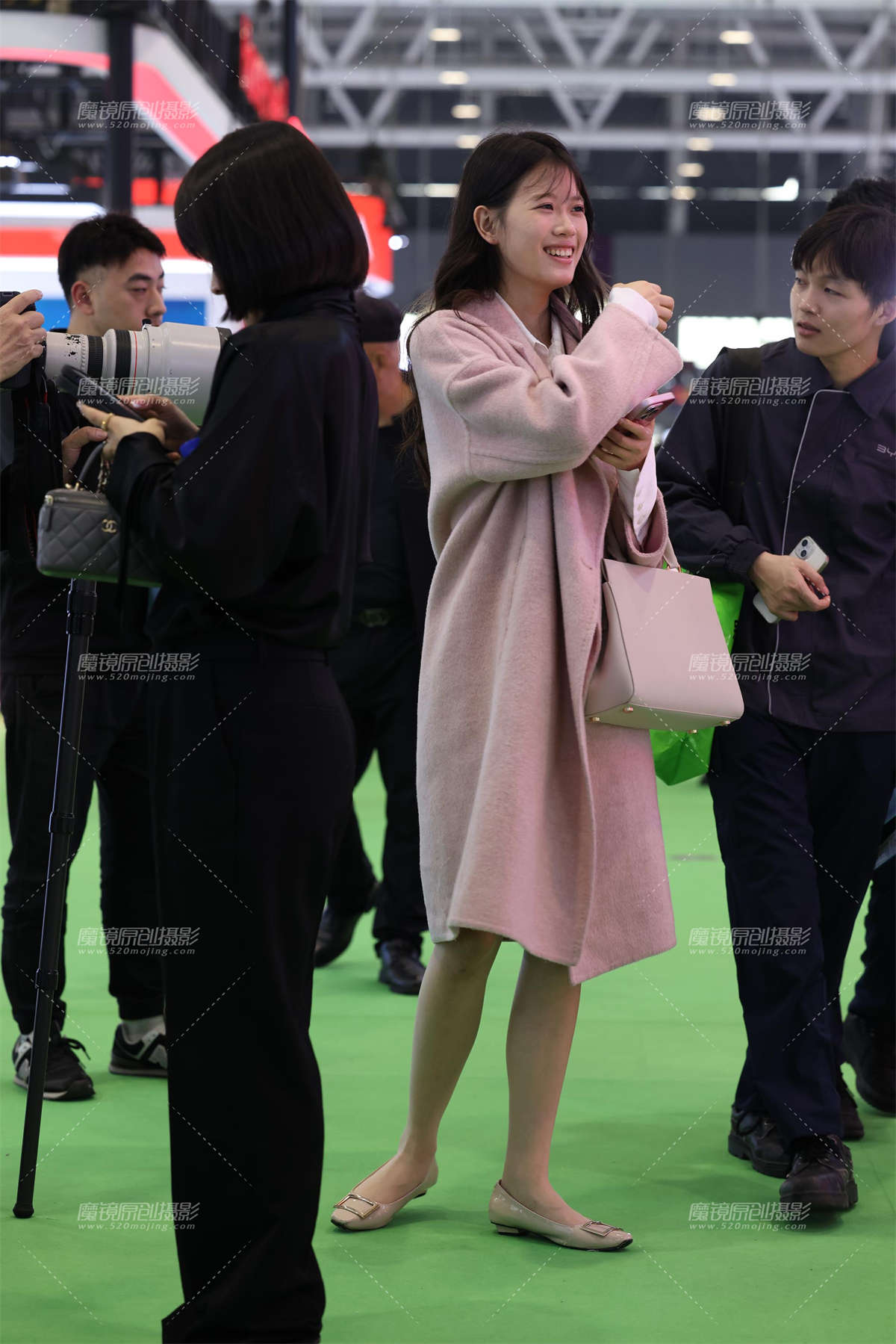 20250228纯情女大学生的肉丝美jio-日更街拍